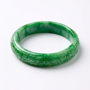 Carved Green Jade Bangle